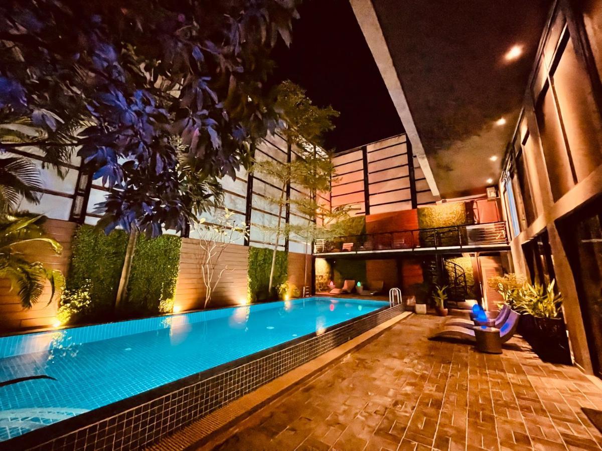 Check Inn Phnom Penh Bkk1 Exterior foto